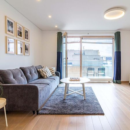Cohost I Sunny Center Apt, Covered Parking, Balcony & Self Check-In Κάουνας Εξωτερικό φωτογραφία