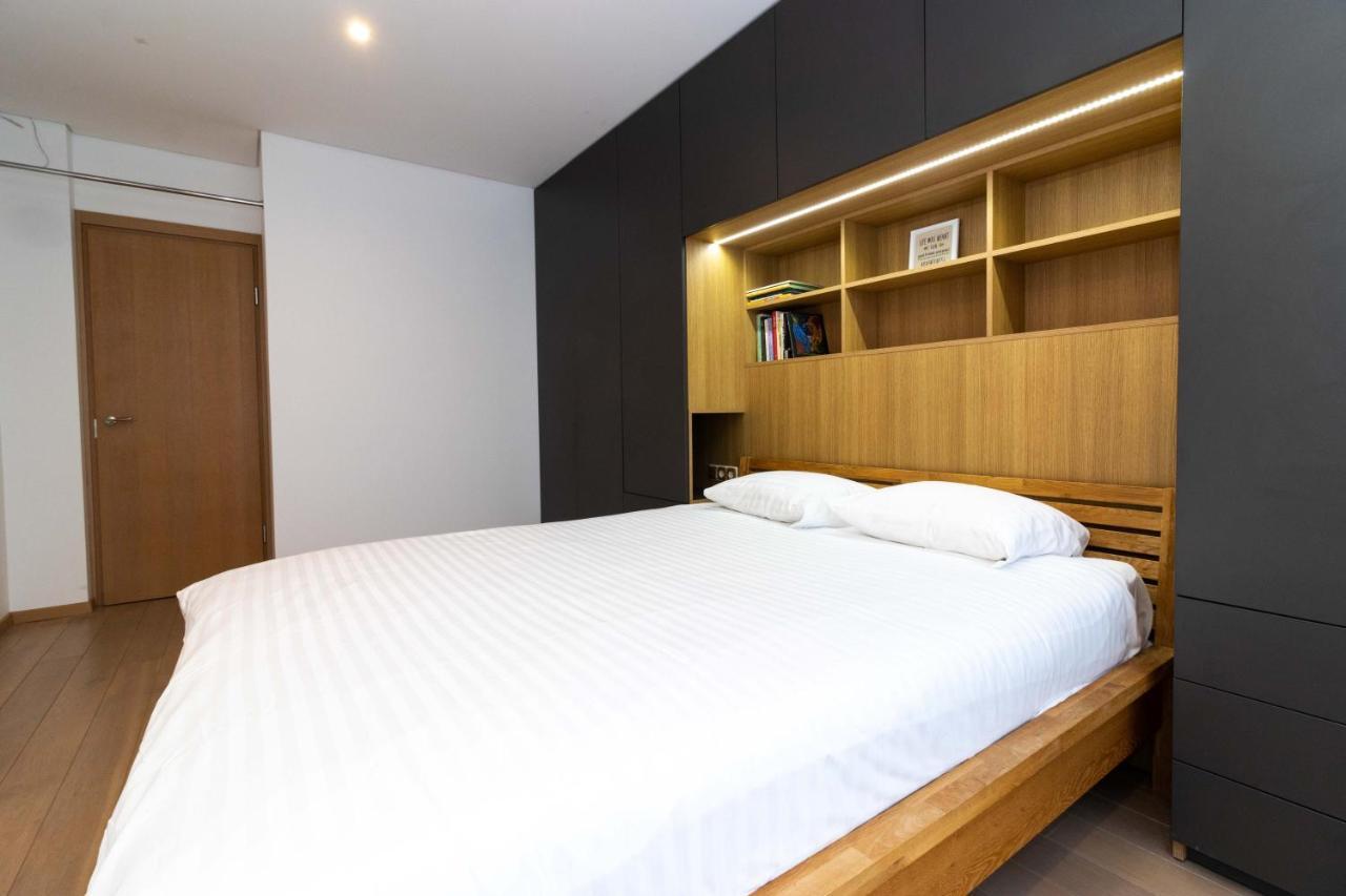 Cohost I Sunny Center Apt, Covered Parking, Balcony & Self Check-In Κάουνας Εξωτερικό φωτογραφία