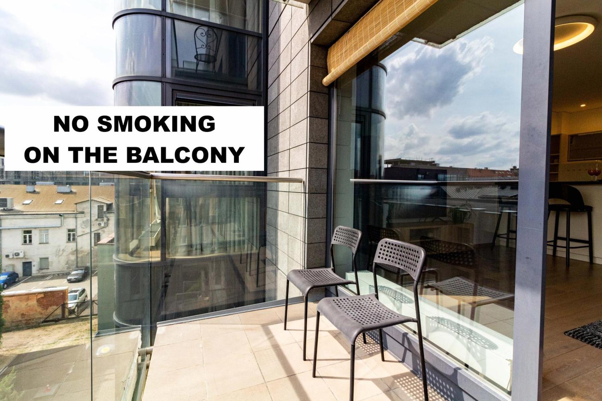 Cohost I Sunny Center Apt, Covered Parking, Balcony & Self Check-In Κάουνας Εξωτερικό φωτογραφία